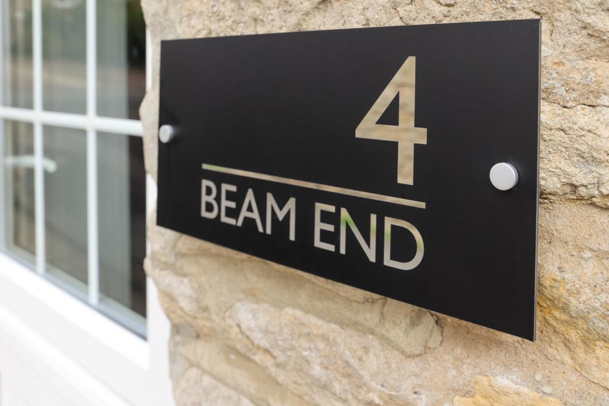 Beam End Snainton - Modern 2-Bedroom Stone Cottage Exterior foto